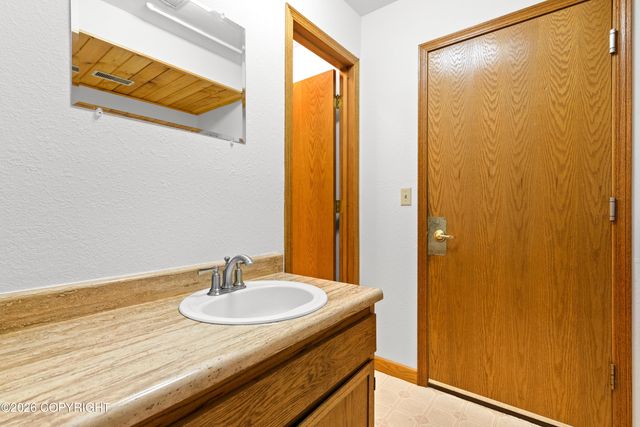 3441 N Banner Way, Wasilla, AK 99654