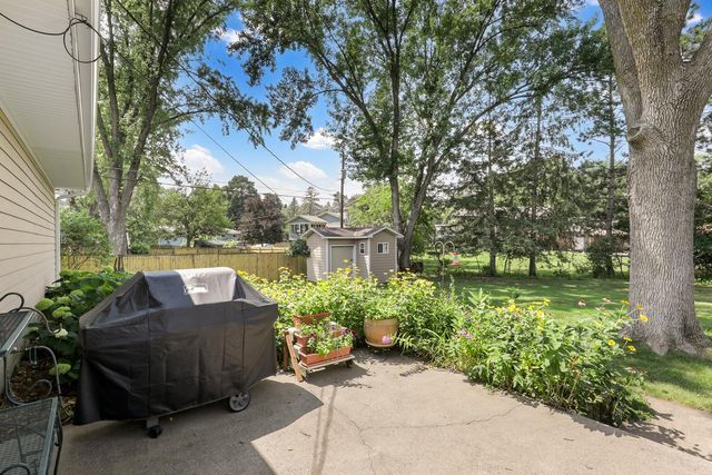 1025 129th Avenue NE, Blaine, MN 55434