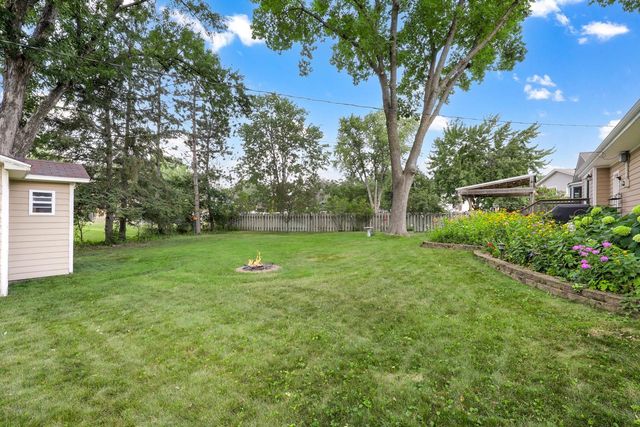 1025 129th Avenue NE, Blaine, MN 55434