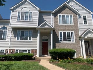 2235 Dawson Lane, Algonquin, IL 60102