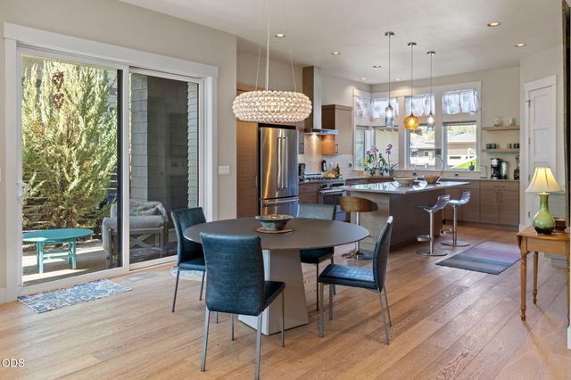 1757 NW Fields Street, Bend, OR 97703