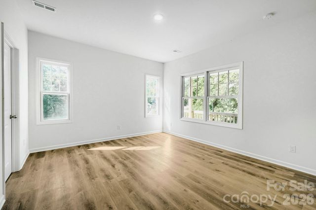 517 W Front Street, Statesville, NC 28677