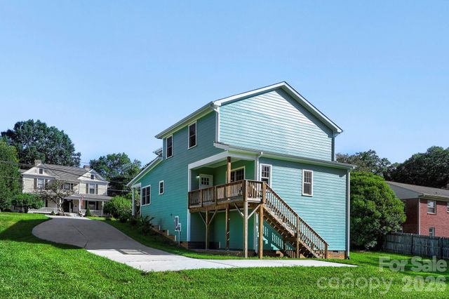517 W Front Street, Statesville, NC 28677
