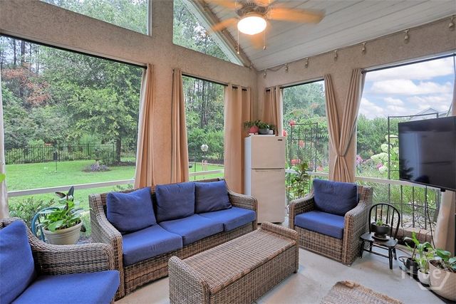 2009 Woodside Crossing, Savannah, GA 31405