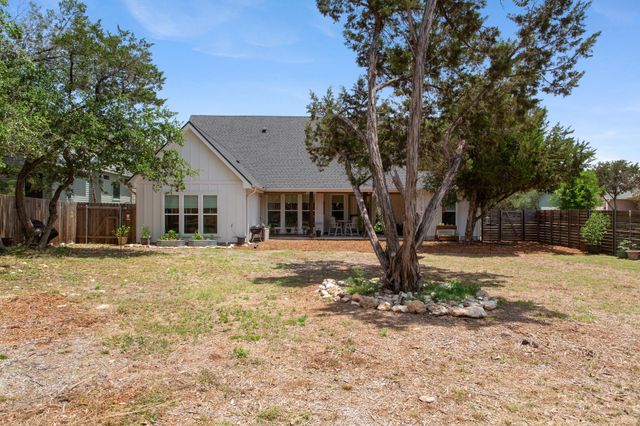 2 Senisa LN, Wimberley, TX 78676