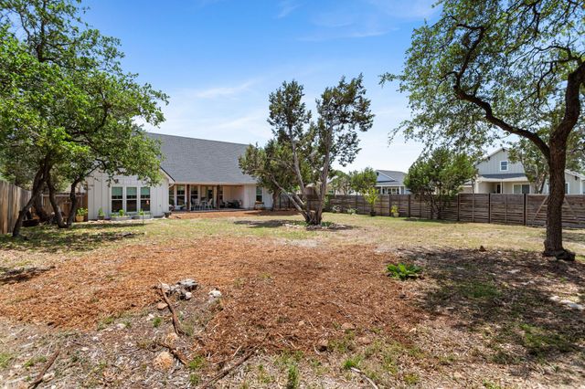 2 Senisa LN, Wimberley, TX 78676
