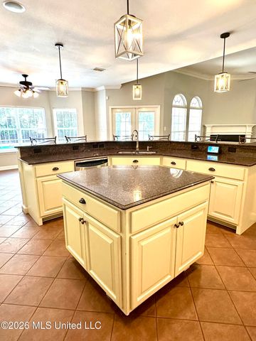 6309 W Silverleaf Drive, Ocean Springs, MS 39564