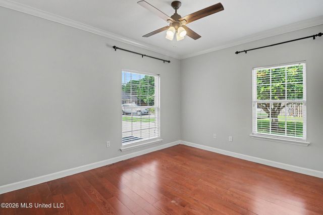 6309 W Silverleaf Drive, Ocean Springs, MS 39564