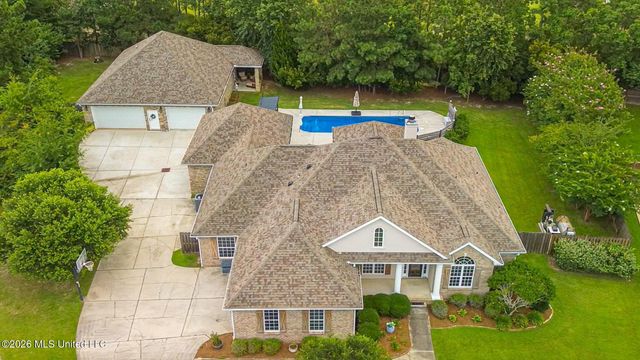 6309 W Silverleaf Drive, Ocean Springs, MS 39564