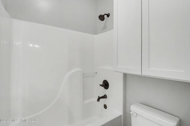 6309 W Silverleaf Drive, Ocean Springs, MS 39564