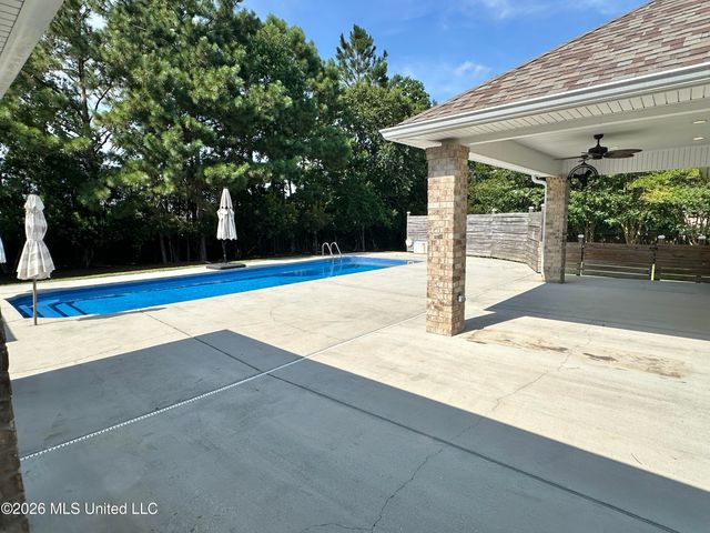 6309 W Silverleaf Drive, Ocean Springs, MS 39564