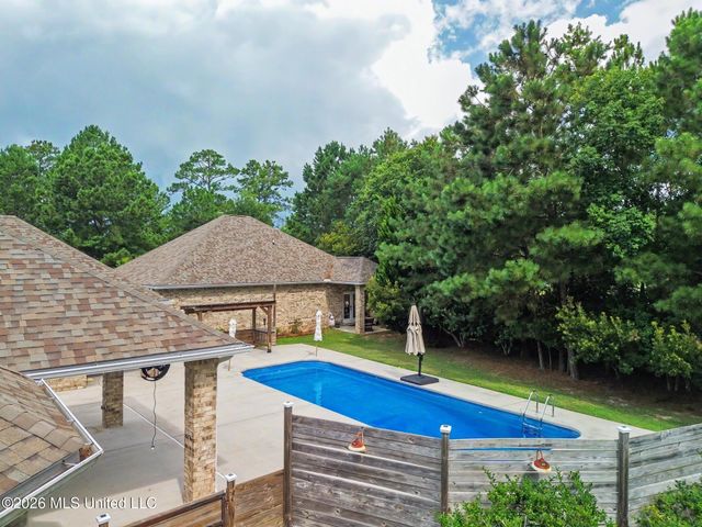 6309 W Silverleaf Drive, Ocean Springs, MS 39564