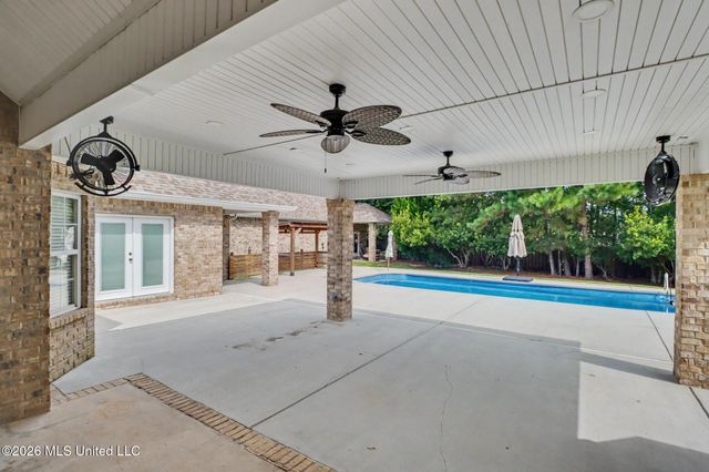 6309 W Silverleaf Drive, Ocean Springs, MS 39564
