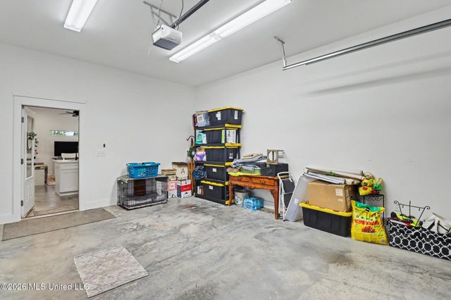6309 W Silverleaf Drive, Ocean Springs, MS 39564