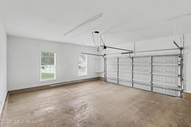 6309 W Silverleaf Drive, Ocean Springs, MS 39564