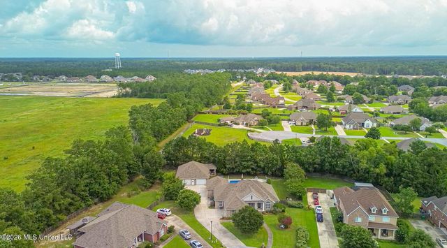 6309 W Silverleaf Drive, Ocean Springs, MS 39564
