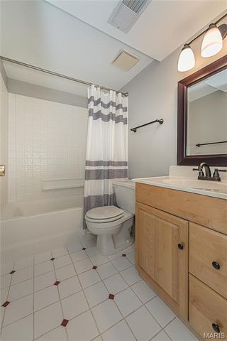 18133 Edgewood Circle, Wildwood, MO 63038