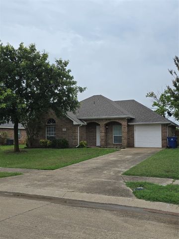 632 Oliver Lane, Waxahachie, TX 75165