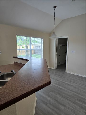 632 Oliver Lane, Waxahachie, TX 75165