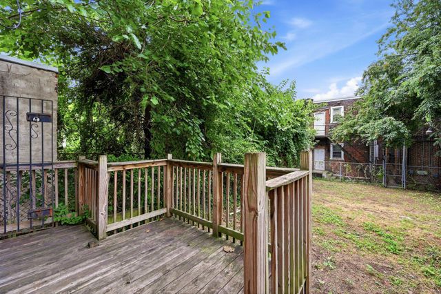 5436 CHESTNUT ST, Philadelphia, PA 19139