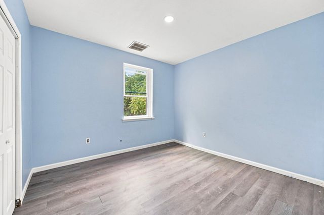 5436 CHESTNUT ST, Philadelphia, PA 19139