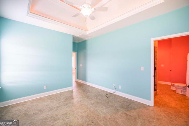 35 Falcon Crest Way, Byron, GA 31008