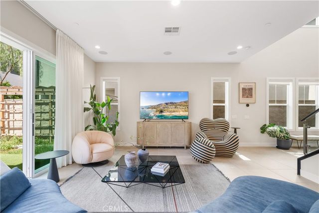181 Sweet Juniper, Lake Forest, CA 92630