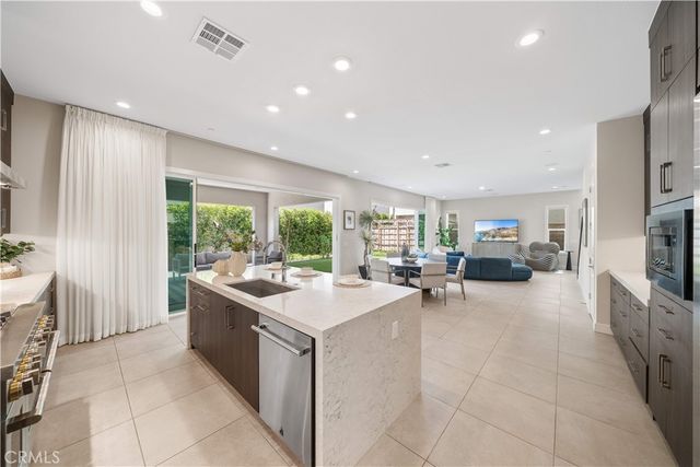 181 Sweet Juniper, Lake Forest, CA 92630