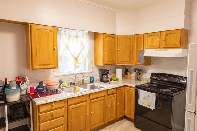 66 Briggs Street, Rochester, NY 14611