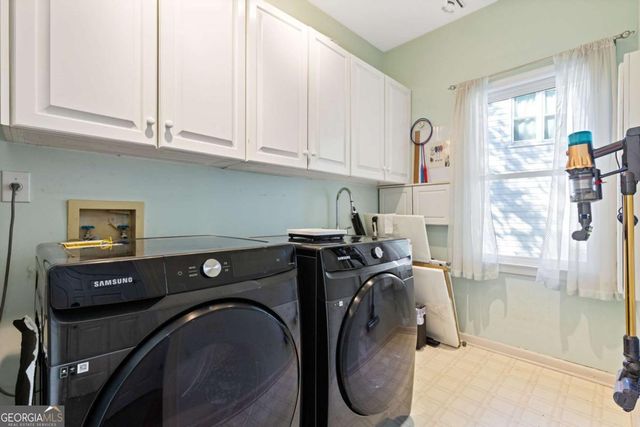 264 Spalding Gates Drive, Atlanta, GA 30328