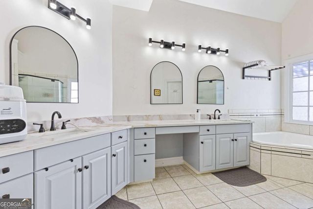 264 Spalding Gates Drive, Atlanta, GA 30328
