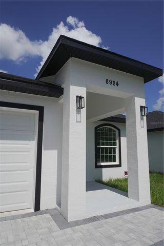 8924 N ORLEANS AVENUE, Tampa, FL 33604