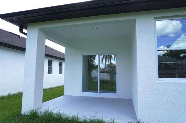 8924 N ORLEANS AVENUE, Tampa, FL 33604