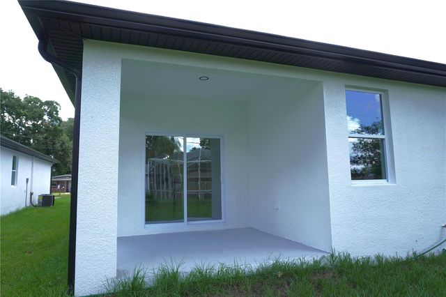 8924 N ORLEANS AVENUE, Tampa, FL 33604