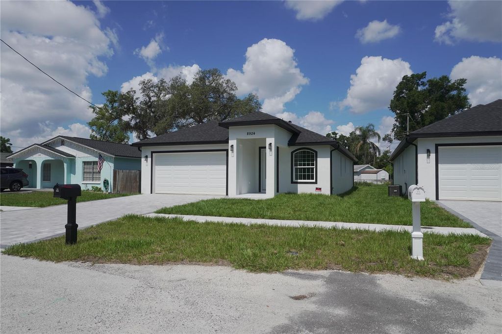 8924 N ORLEANS AVENUE, Tampa, FL 33604