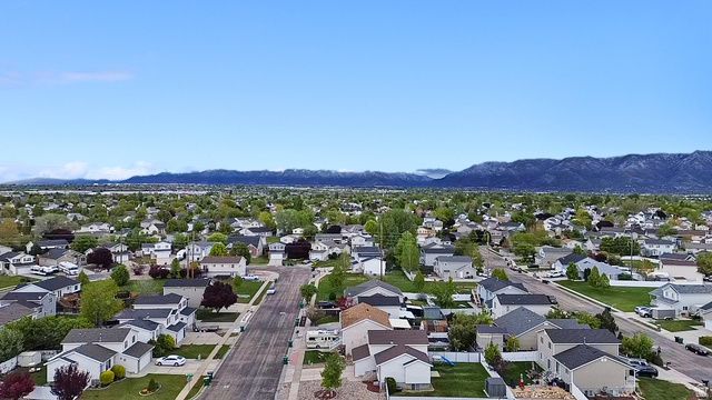 78 E 2550 S, Clearfield, UT 84015
