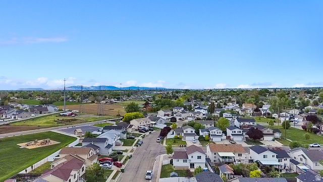 78 E 2550 S, Clearfield, UT 84015