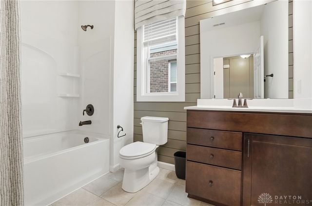 4895 Osprey Pointe Drive, Liberty Twp, OH 45011