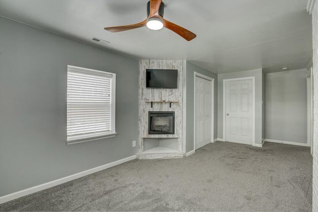 5 Sycamore Drive, Florence, KY 41042