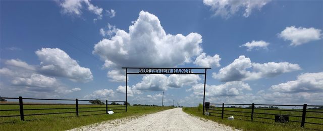 315 Clearlake Lane, Crockett, TX 75835