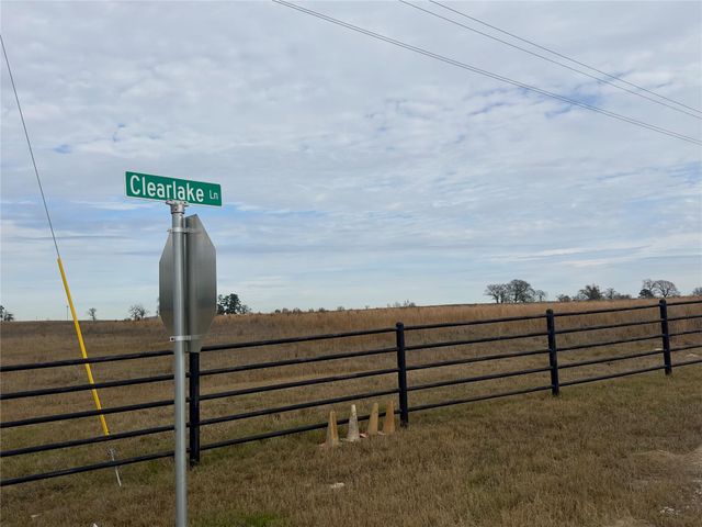 315 Clearlake Lane, Crockett, TX 75835
