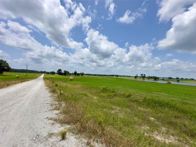 315 Clearlake Lane, Crockett, TX 75835