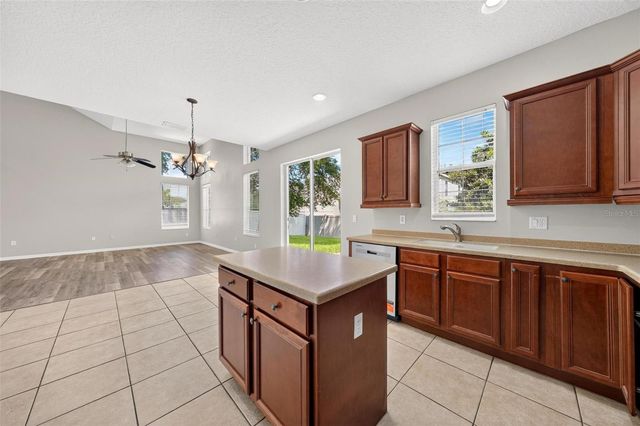 3626 OAK BROOK LANE, Eustis, FL 32736