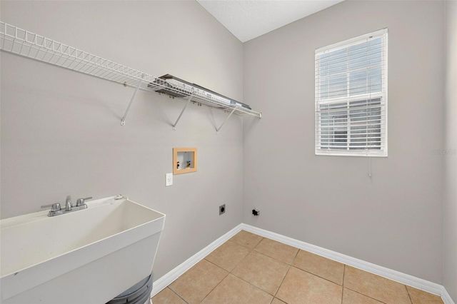 3626 OAK BROOK LANE, Eustis, FL 32736