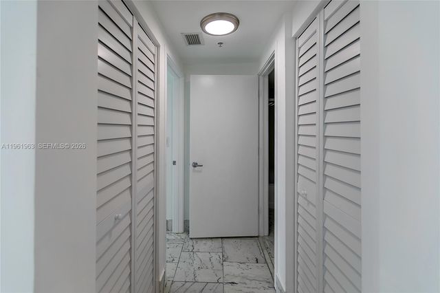 335 S BISCAYNE BL 3210, Miami, FL 33131