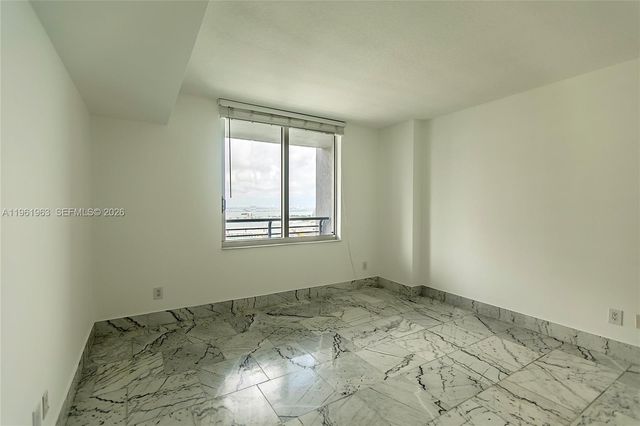 335 S BISCAYNE BL 3210, Miami, FL 33131