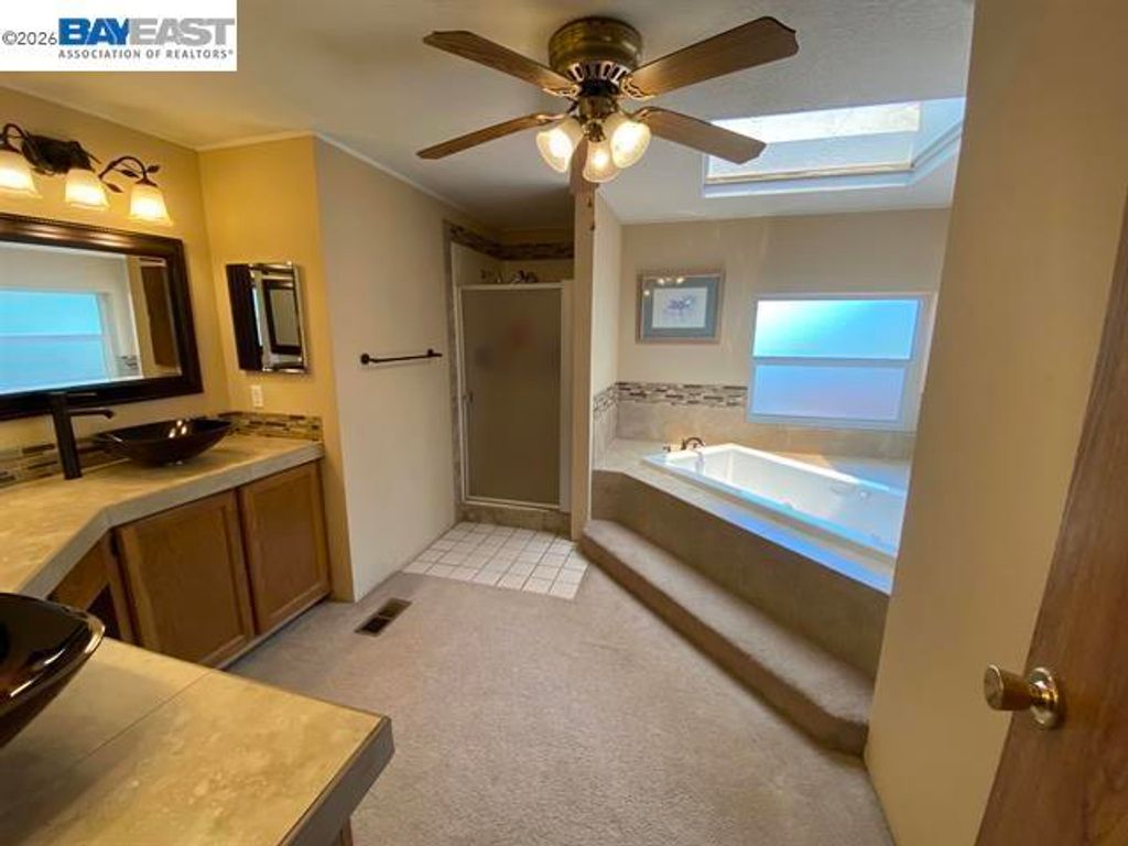 Image 14 of property listing at 1701 Trail Ride Road, Clayton, CA 94517