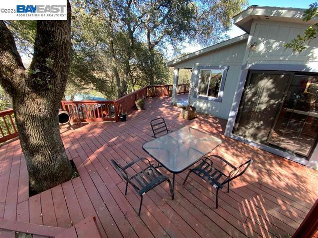 Image 3 of property listing at 1701 Trail Ride Road, Clayton, CA 94517