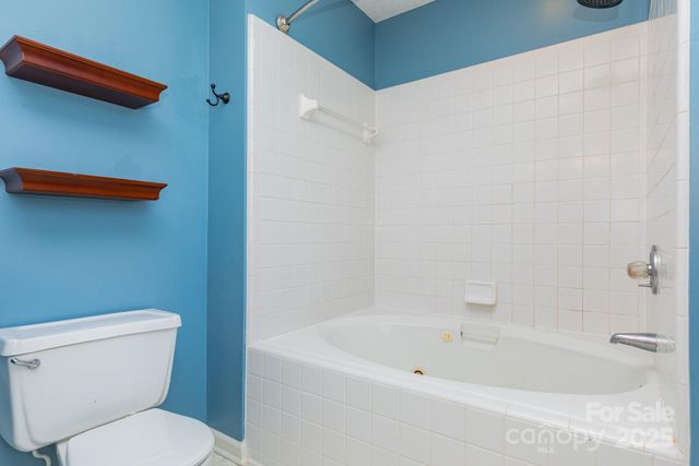 9819 Edwards Place, Charlotte, NC 28227