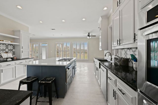 18030 Cascades Ave, Baton Rouge, LA 70810